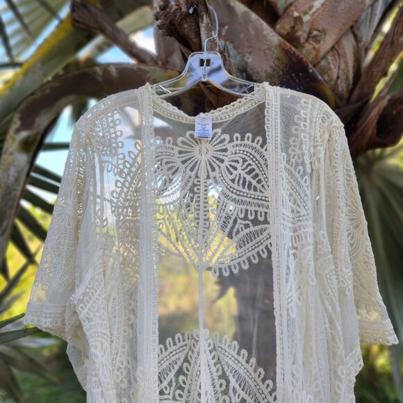 Boho Chic Ivory Lace Kimono Duster Sheer Crochet Beach Cover-Up- CREAM - Picture 4 of 6